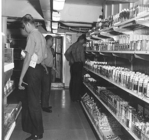  New Ships Store - 1966